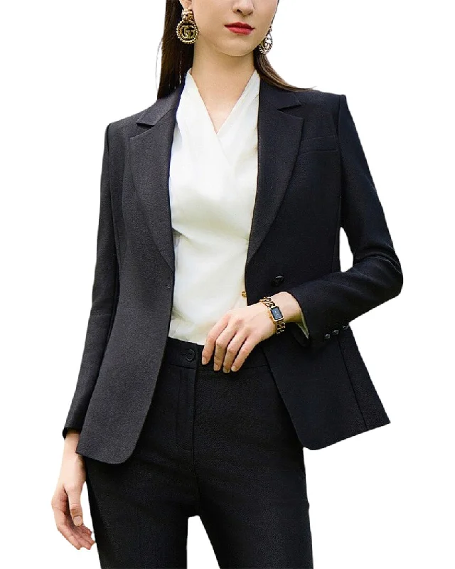 sporty outerwearAnette Blazer