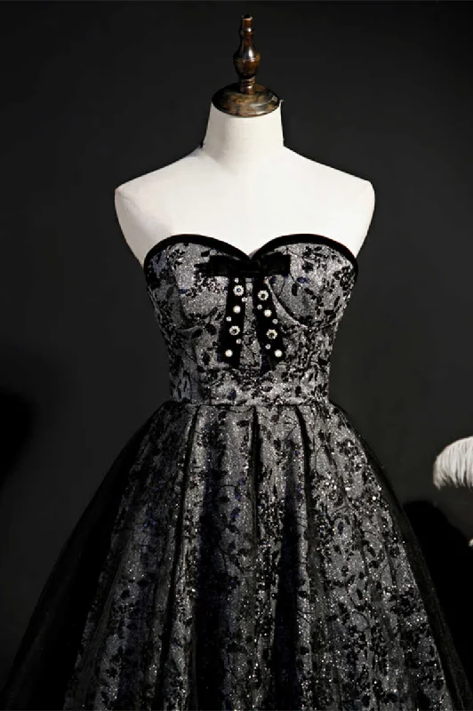 statement dressBlack Print Sweetheart A-Line Homecoming Dress with Bow