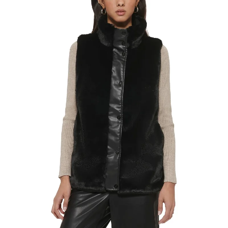 fashion-forward coatWomens Faux Fur Quilted Outerwear Vest