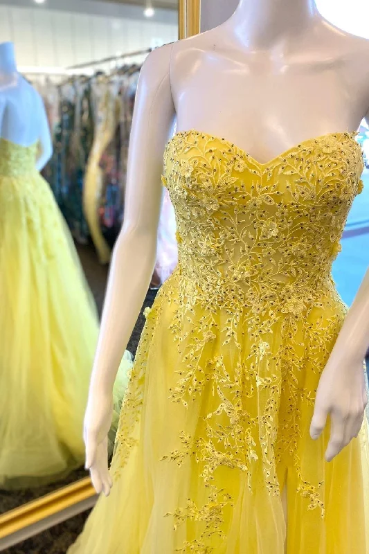 sleeveless dressYellow Floral Lace Strapless A-Line Prom Dress