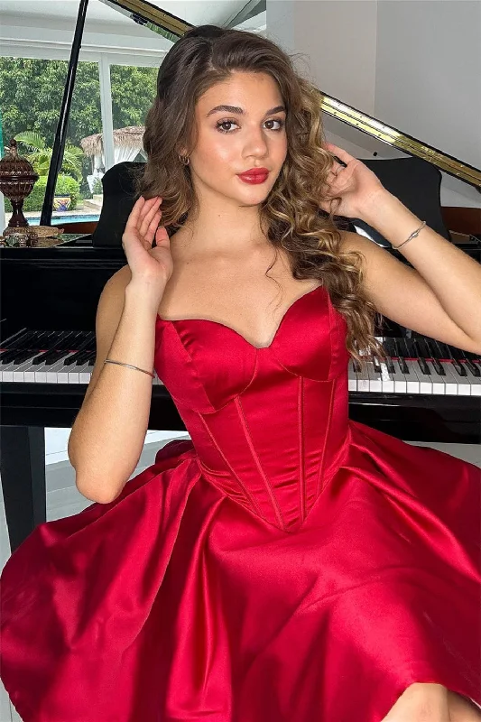 classic fit-and-flare dressRed Strapless Satin A-line Homecoming Dress