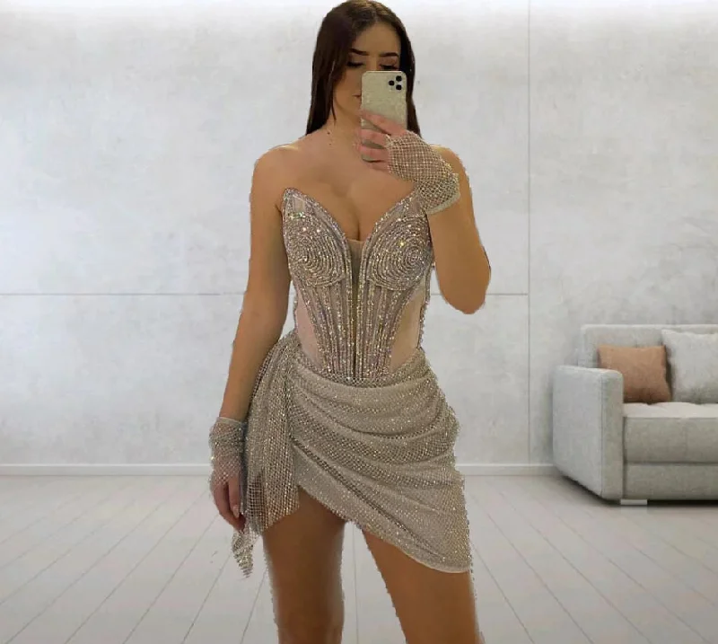 Hurry In form-fitting dressSexy See Through Short Prom Gowns For Black Girls Rhinestone Mini Cocktail Party Gowns Gold Birthday Dinner Dress Hurry In form-fitting dressSexy See Through Short Prom Gowns For Black Girls Rhinestone Mini Cocktail Party Gowns Gold Birthday Dinner Dress