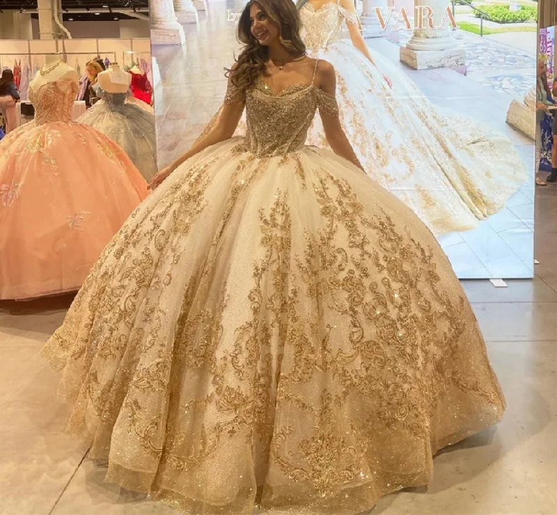 chic slip dressChampagne Quinceanera Dress Straps Off Shoulder Sweet 16 Years Gowns Birthday Party Princess Puffy Ball Gown Formal Vestidos