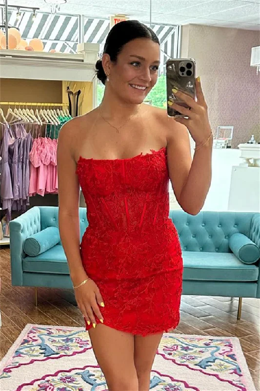 trendy dressRed Strapless Sheath Appliques Homecoming Dress