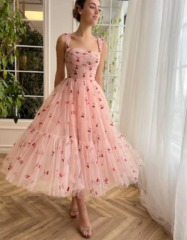 classic fit-and-flare dressOff-the-shoulder Strapless Homecoming Dress for Teens Pleat Corset Sleeveles Formal Cocktail Party A-line Tea-length Prom Gowns