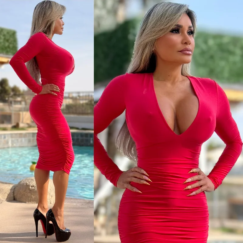 Special Price structured dressConnie's EXCLUSIVE "PURE RED VIXEN Pencil Midi" DEEP Plunge Chest, Ruched Lower, With a SUPER Stretch Tight Fit Special Price structured dressConnie's EXCLUSIVE "PURE RED VIXEN Pencil Midi" DEEP Plunge Chest, Ruched Lower, With a SUPER Stretch Tight Fit