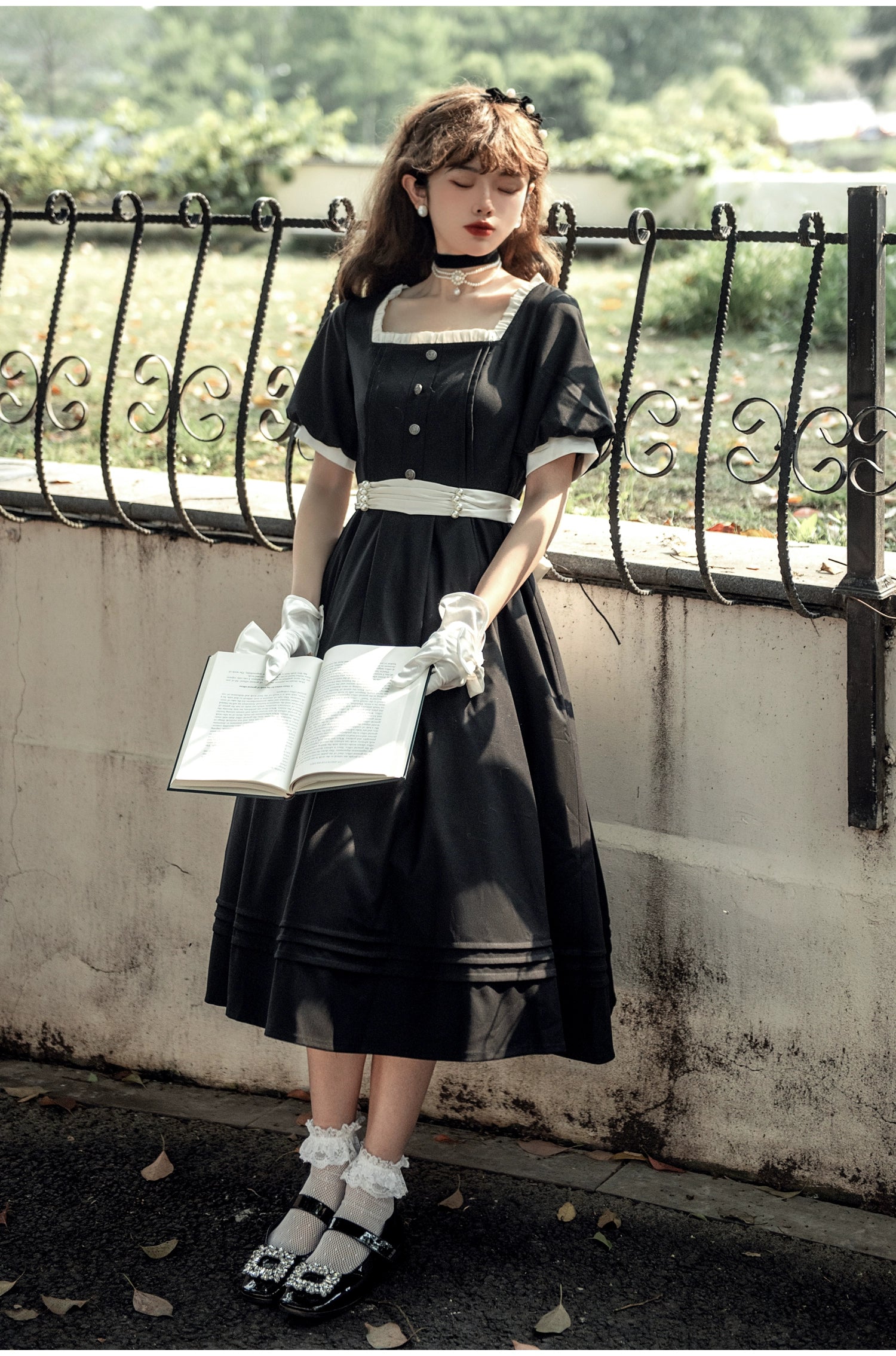 puff sleeve dress(BFM)HuTaoMuJK~Thoughts~Vintage Lolita OP Dress Square Neckline Black Lolita Dress