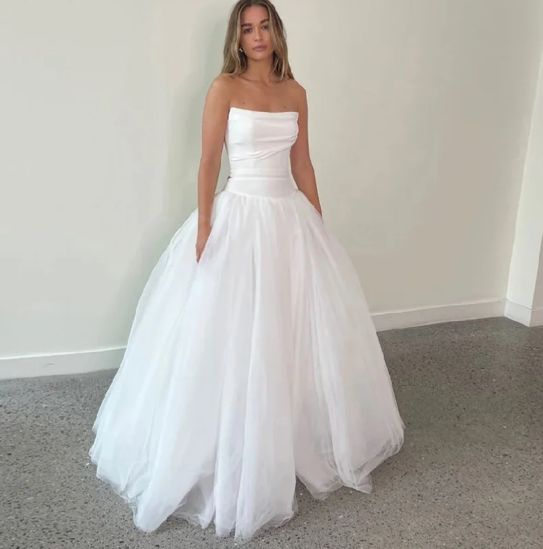 Exclusive Online Offer cocktail dressElegant Tulle A Line Wedding Dresses For Woman Strapless Sleeveless Bridal Bride Dress Gowns Exclusive Online Offer cocktail dressElegant Tulle A Line Wedding Dresses For Woman Strapless Sleeveless Bridal Bride Dress Gowns