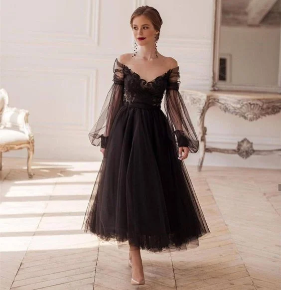 long sleeve dressElegant Black Illusion Full Sleeve V-Neck Lace Appliques Backless A-Line Ankle-Length Evening Dress S26660