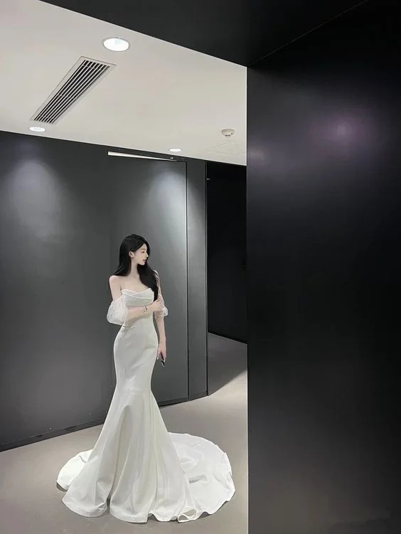 Don't Miss winter dressSimple Mermaid Wedding Dress,Bridal Gown with Train Y7200